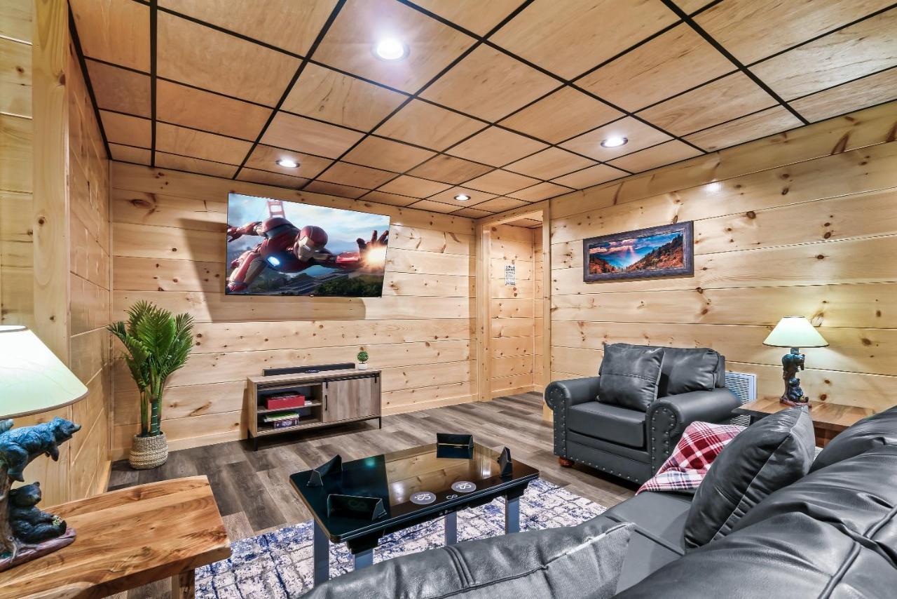 Mountains R Calling, Cozy Hideaway, King Beds, Hot-tub, Arcade, Ev Ready Ferienhaus *